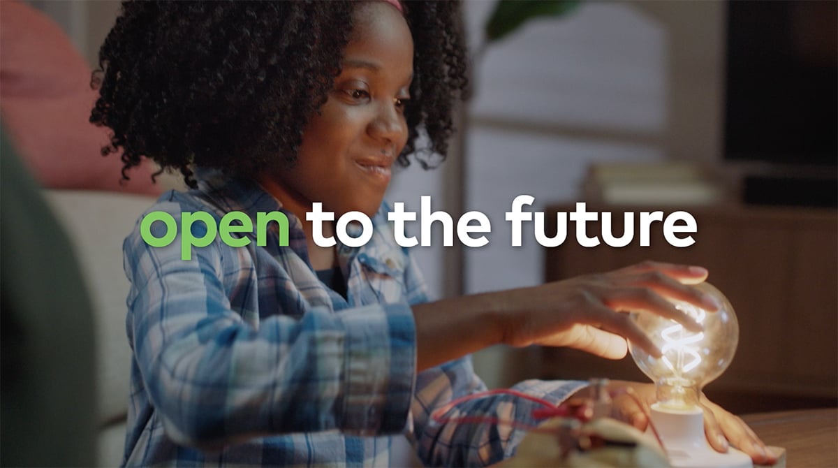 Open to te future